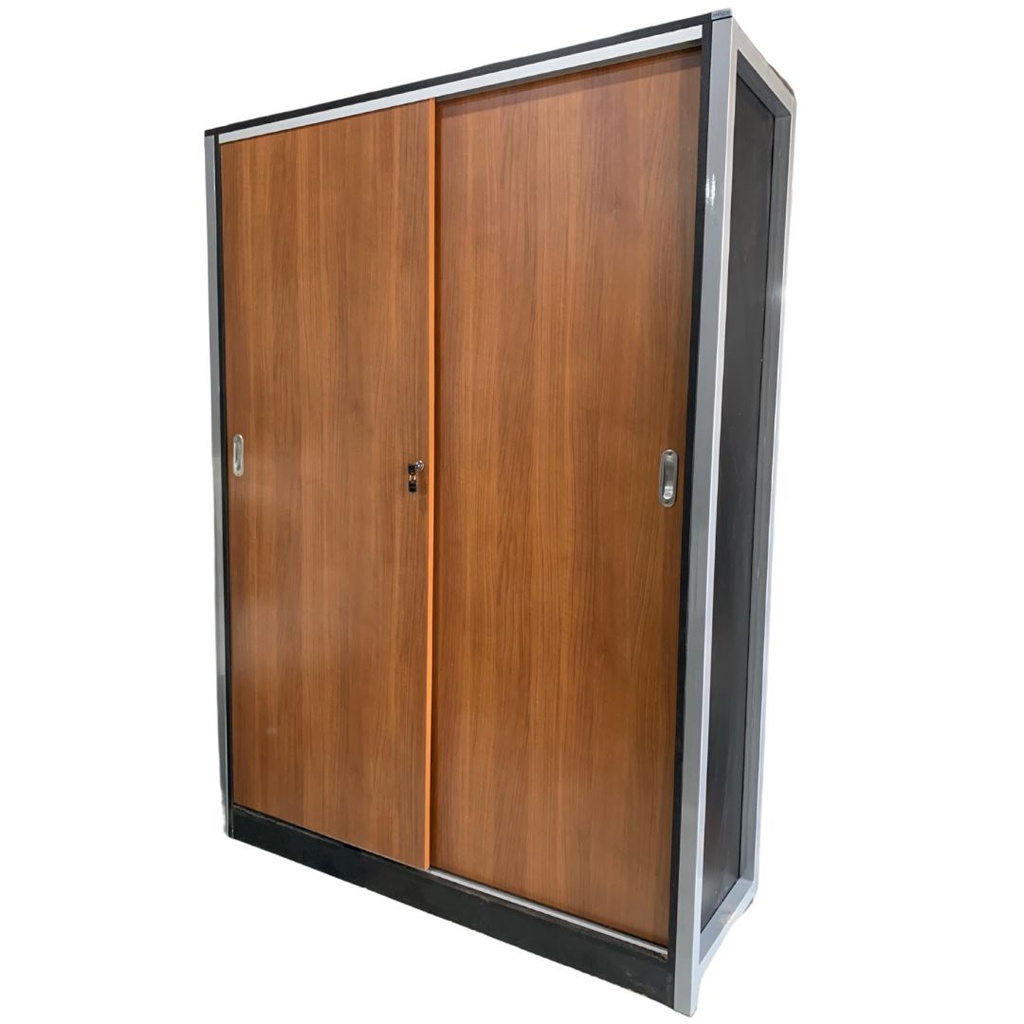 Armario de Estructura de Hierro Cromado Alto