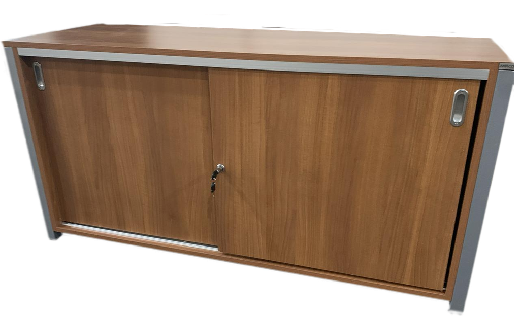 Armario de Estructura de Hierro Cromado Bajo 